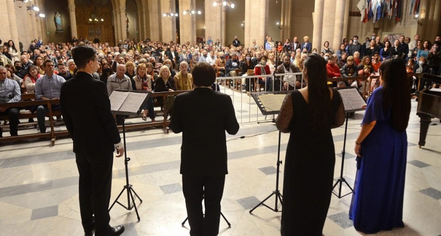 Se inicia un nuevo ciclo de los Conciertos del Árbol Solo 
