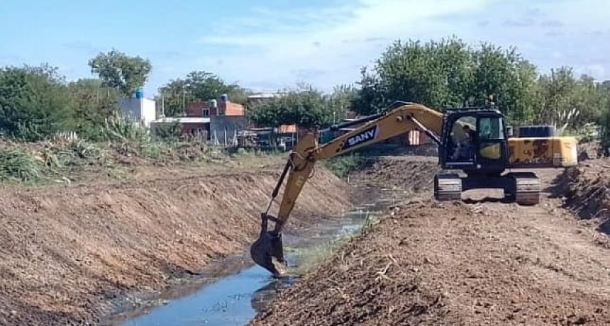 El Municipio profundiza los trabajos de saneamiento del arroyo Gutiérrez