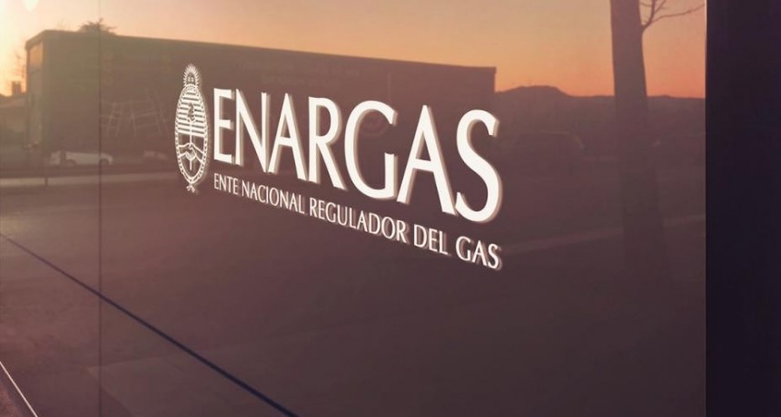 ENARGAS prorrogó el plazo de adecuación de las estaciones de servicio para abastecer con GNV los vehículos de transporte de pasajeros y de carga 