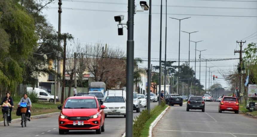 El Municipio instala lectoras de patentes en los accesos de Luján 