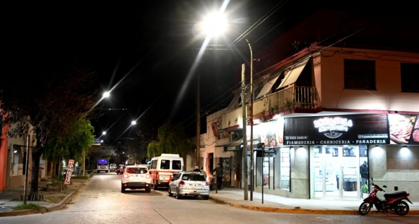 Otros cinco barrios de Luján ya cuentan con nueva iluminación LED