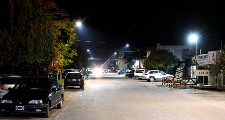 Más iluminación LED en Jáuregui y Pueblo Nuevo