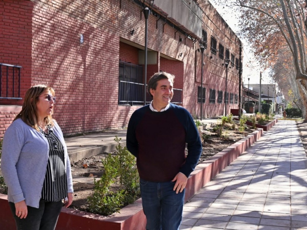 Nuevas veredas en la Escuela Industrial 