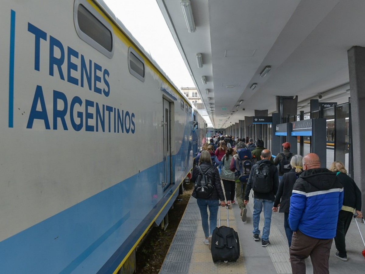 MÁS DE 67 MIL PERSONAS AGOTARON LOS PASAJES PARA VIAJAR EN TREN EN VACACIONES DE INVIERNO