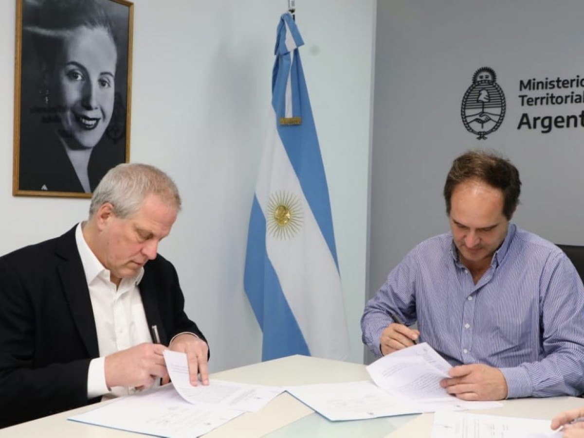 La Universidad de Hurlingham otorgó un predio para construir viviendas mediante el Procrear II
