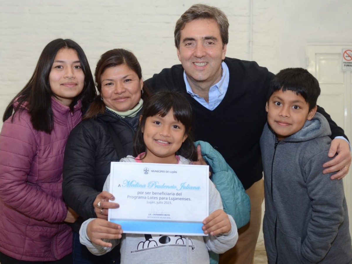 Se entregaron otros 82 lotes para lujanenses en Torres