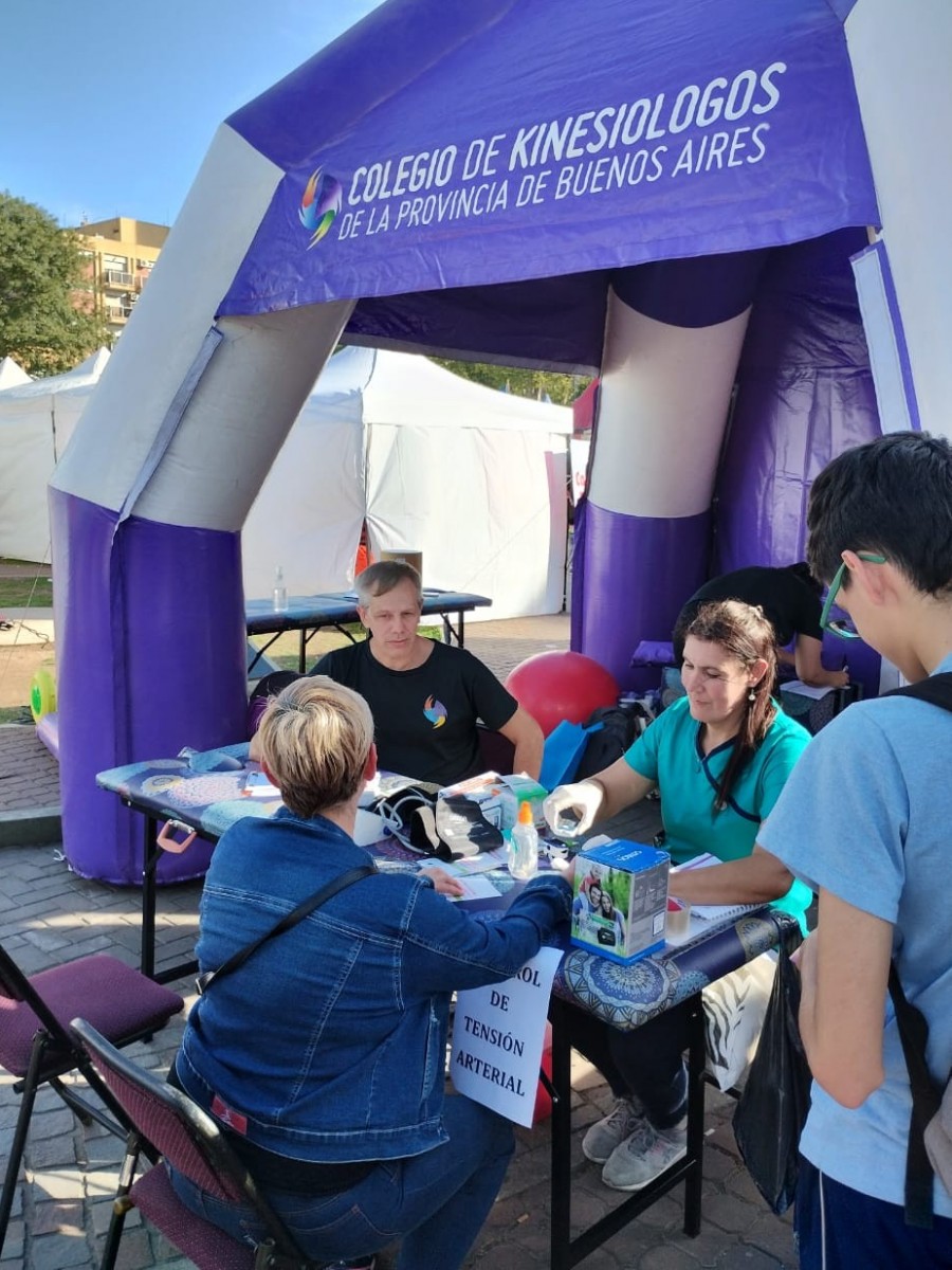 CAMPAÑA GRATUITA DE COKIBA PARA CONTROLAR LA SALUD POSTURAL DE LOS VECINOS