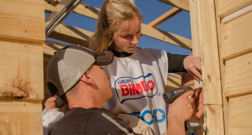 Grupo Bimbo y TECHO se unieron para construir un salón comunitario en el asentamiento El Chaparral de Córdoba