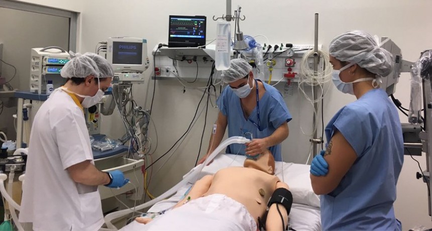 25 años de educación en salud con un enfoque innovador:   la Universidad Hospital Italiano celebra su trayectoria