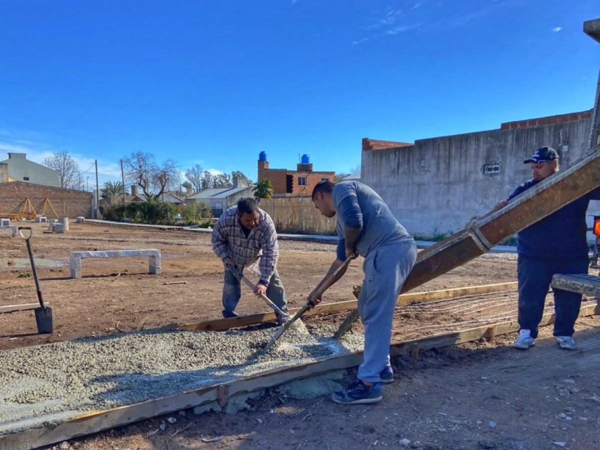 El Municipio construye una nueva plaza en el barrio Sarmiento