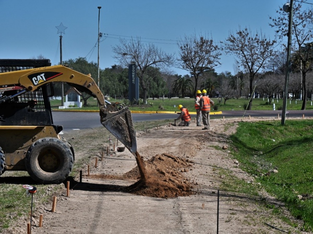 El Municipio inició la construcción de una bicisenda entre Luján y Jáuregui