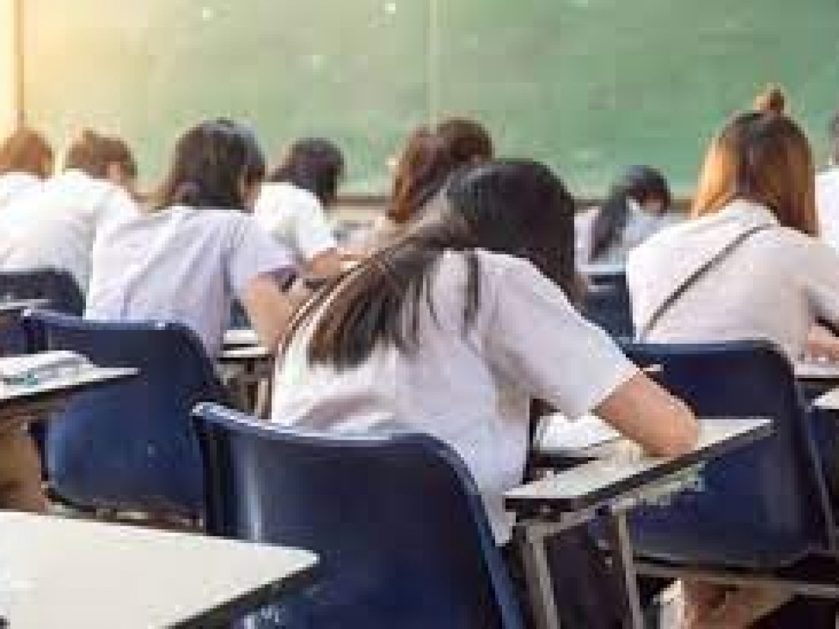 FUERA DE TÉRMINO Y SIN QUE ALCANCE PARA CUBRIR LOS COSTOS SALARIALES EL GOBIERNO AUTORIZÓ NUEVO AUMENTO EN LAS CUOTAS DE LOS COLEGIOS PRIVADOS