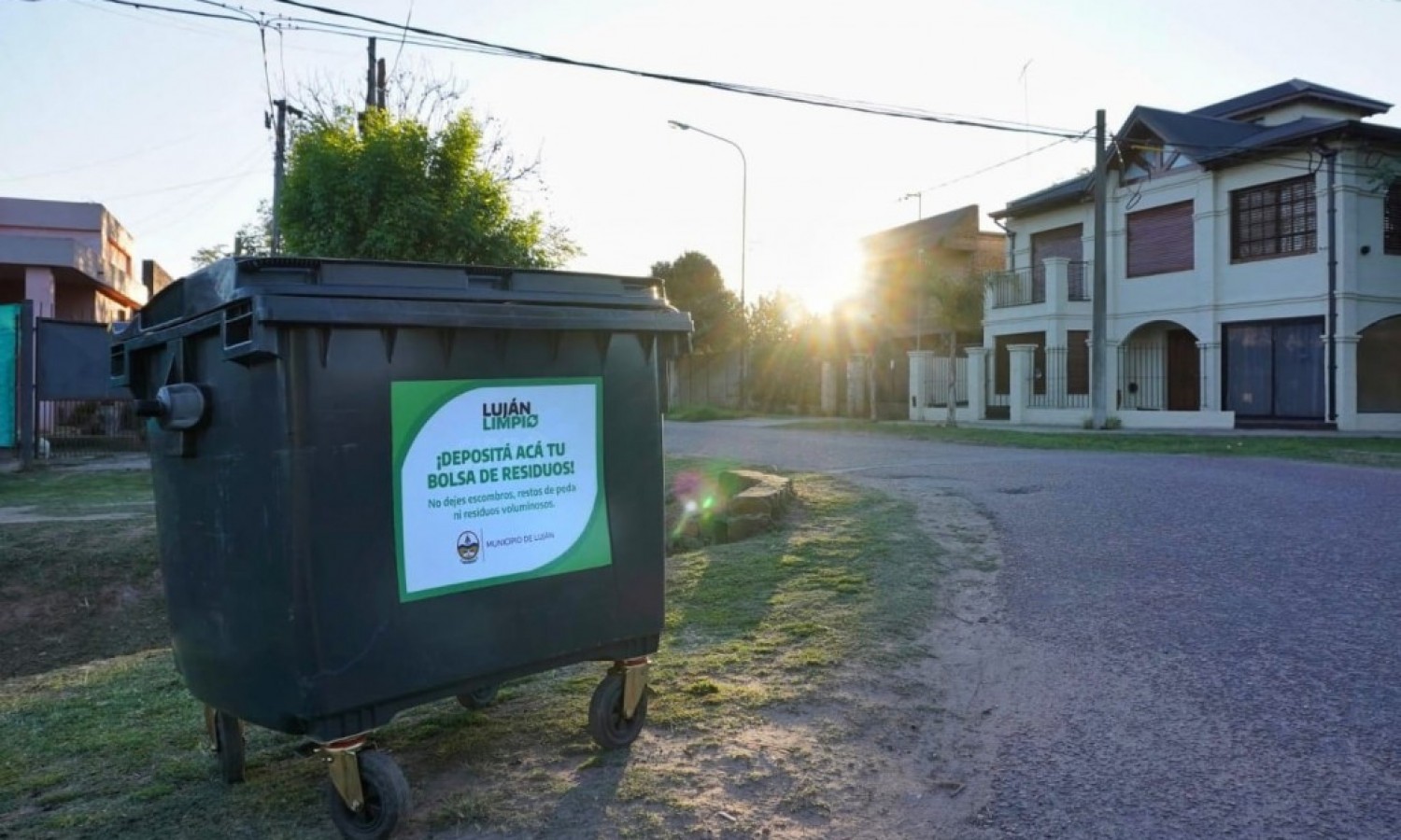 Luján Limpio: el Municipio instaló 140 contenedores en Pueblo Nuevo