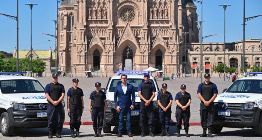 Se incorporaron a la Policía los primeros conductores de móviles egresados