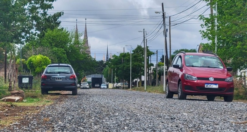 El Municipio finalizó el empedrado de 168 calles de tierra en barrios y localidades   