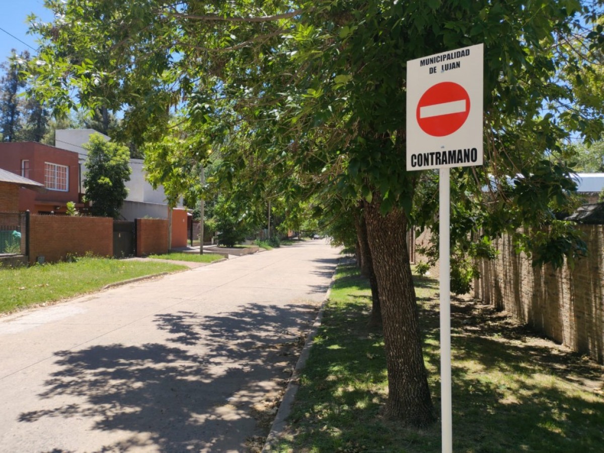 Seguridad vial: cambio de sentido en calles del barrio el Quinto y Lanusse