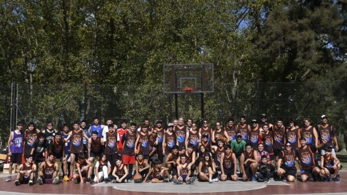 Segundo aniversario de las canchas de básquet del Parque San Martin