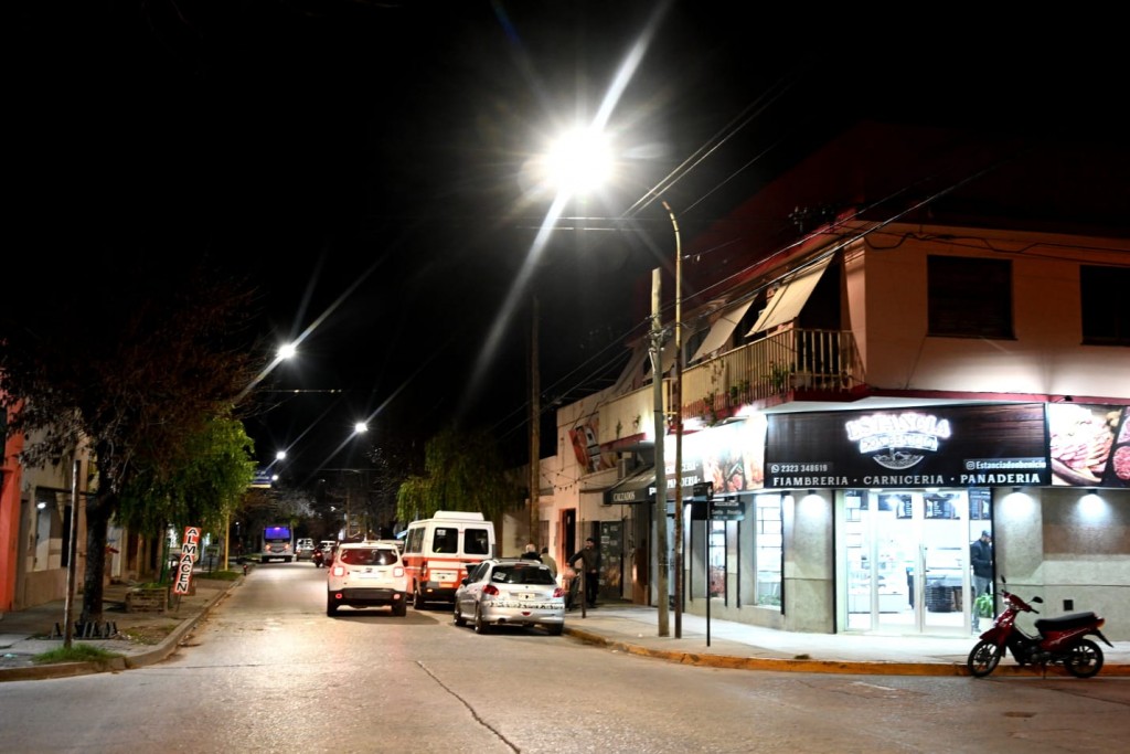 Otros cinco barrios de Luján ya cuentan con nueva iluminación LED