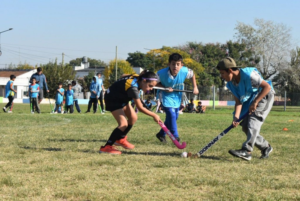 Se presentó la Liga Municipal de Hockey Social “Soberanas”