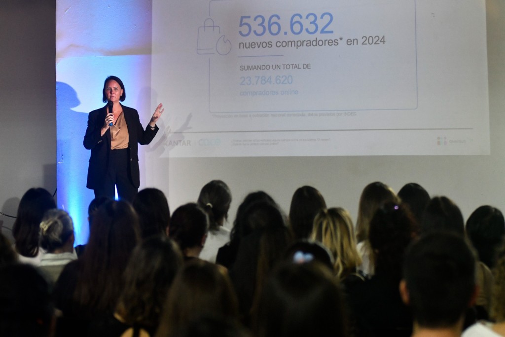 A sala llena, se presentó Patricia Jebsen con su masterclass en Luján