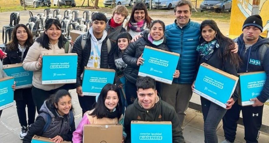 “Estamos garantizando el acceso a las nuevas tecnologías” 