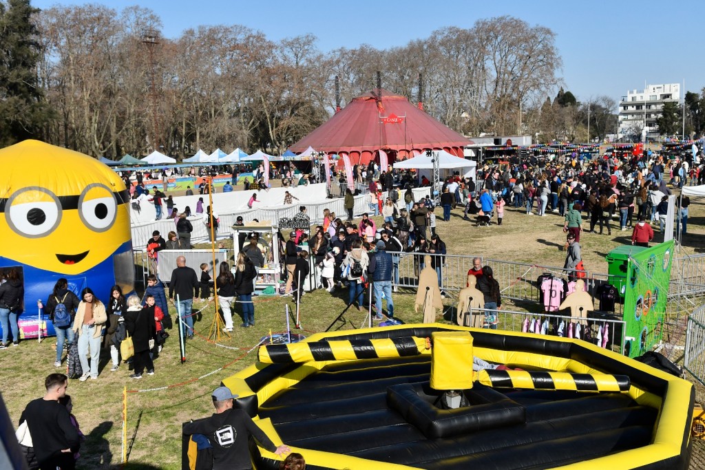 Más de 3000 personas por día visitaron el Parque Invernal Luján 