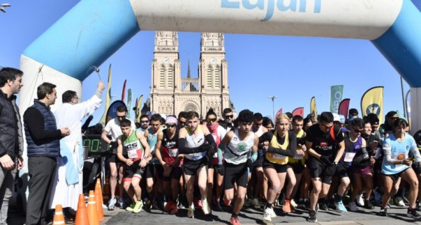 Se realizó con gran éxito la Carrera de la Virgen “Hoy Por Ti”