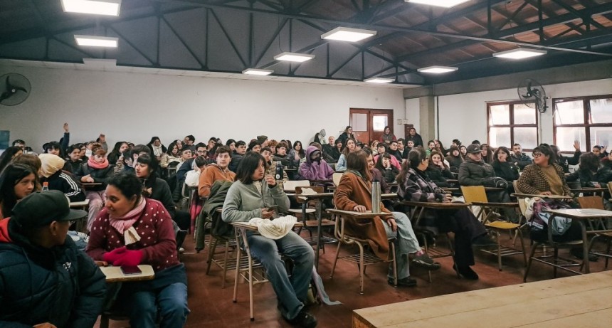 Encuentro local de proyectos de investigación del programa Jóvenes y Memoria