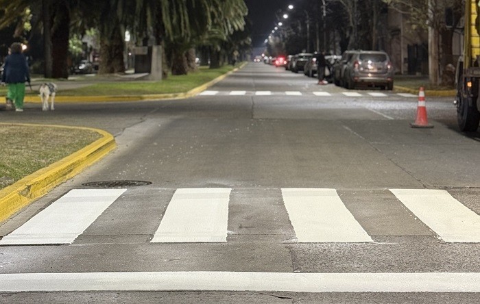Refuerzan la señalización vial en barrios y localidades 