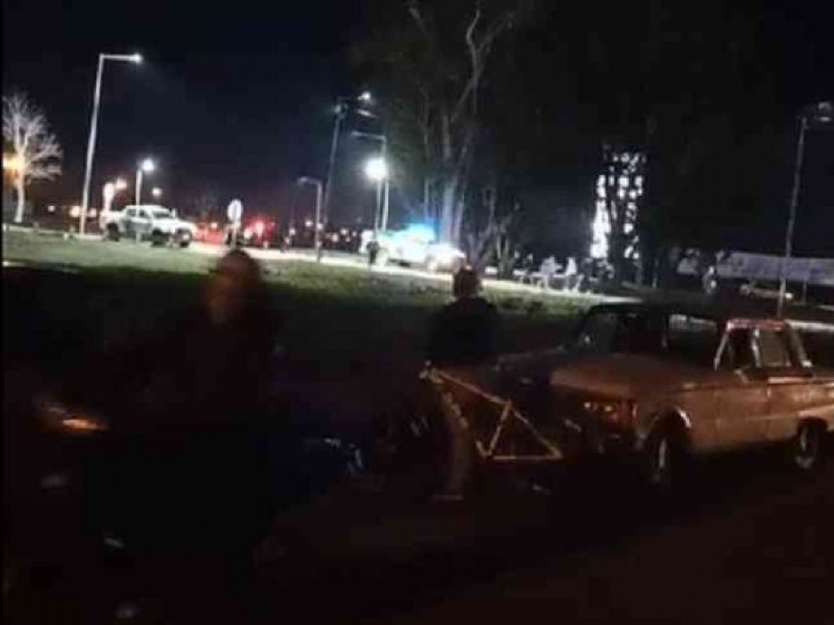 Incidentes en Chango Más: móviles dañados y dos policías heridos