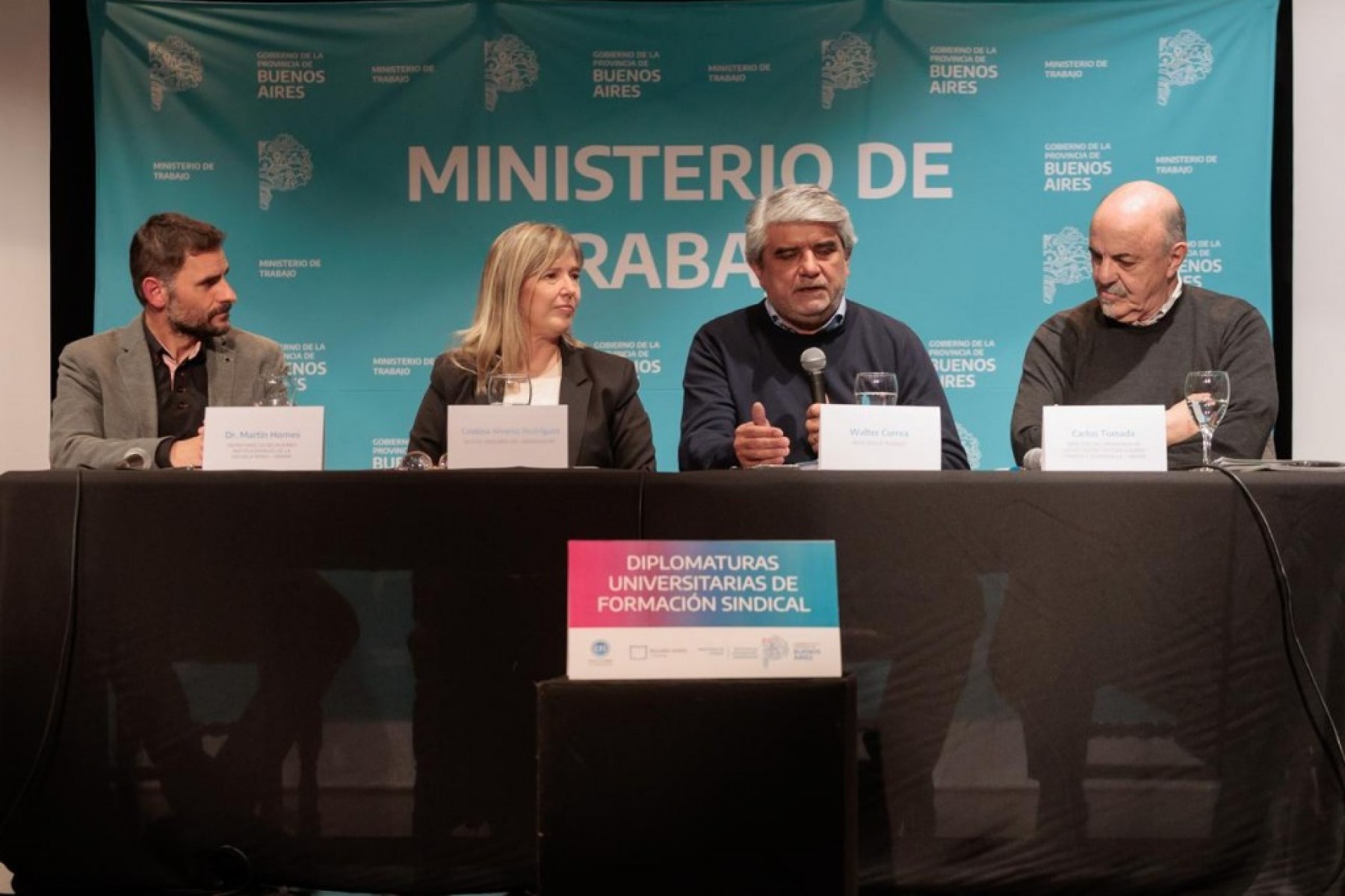 La Jefatura de Asesores y el Ministerio de Trabajo lanzaron diplomaturas universitarias de formación sindical