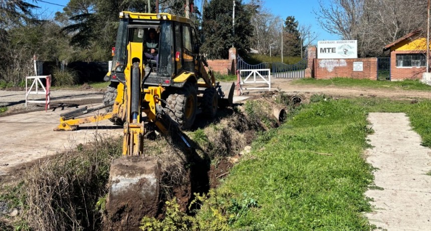 Avanzan las obras hídricas en el barrio Lezica y Torrezuri 