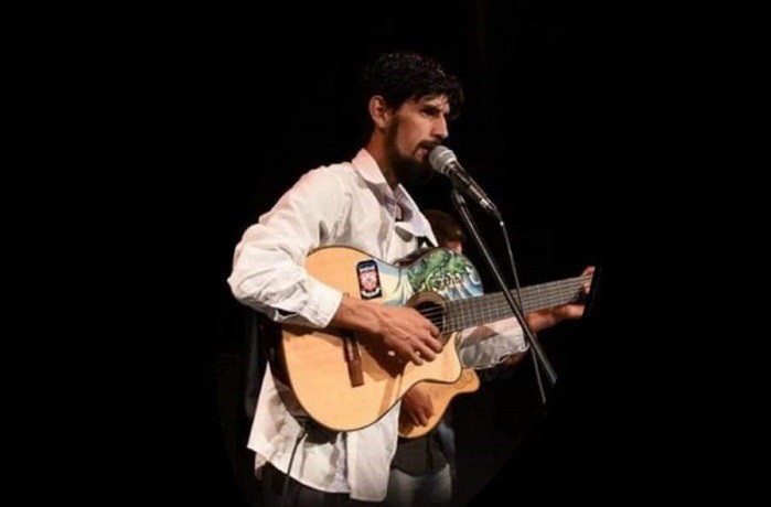Gerardo Viola presenta su nuevo espectáculo musical: “Simplemente Vivo”