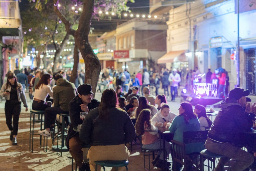 Comienza una nueva temporada de la Peatonal Gastronómica de Luján