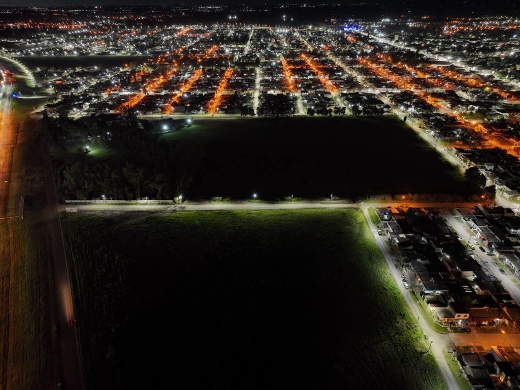 Luján más iluminado: nuevos barrios llegaron al 100% de cobertura