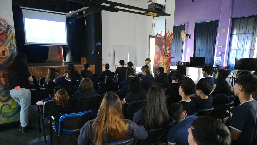 Juventudes: se realizó un taller sobre prevención de apuestas ilegales