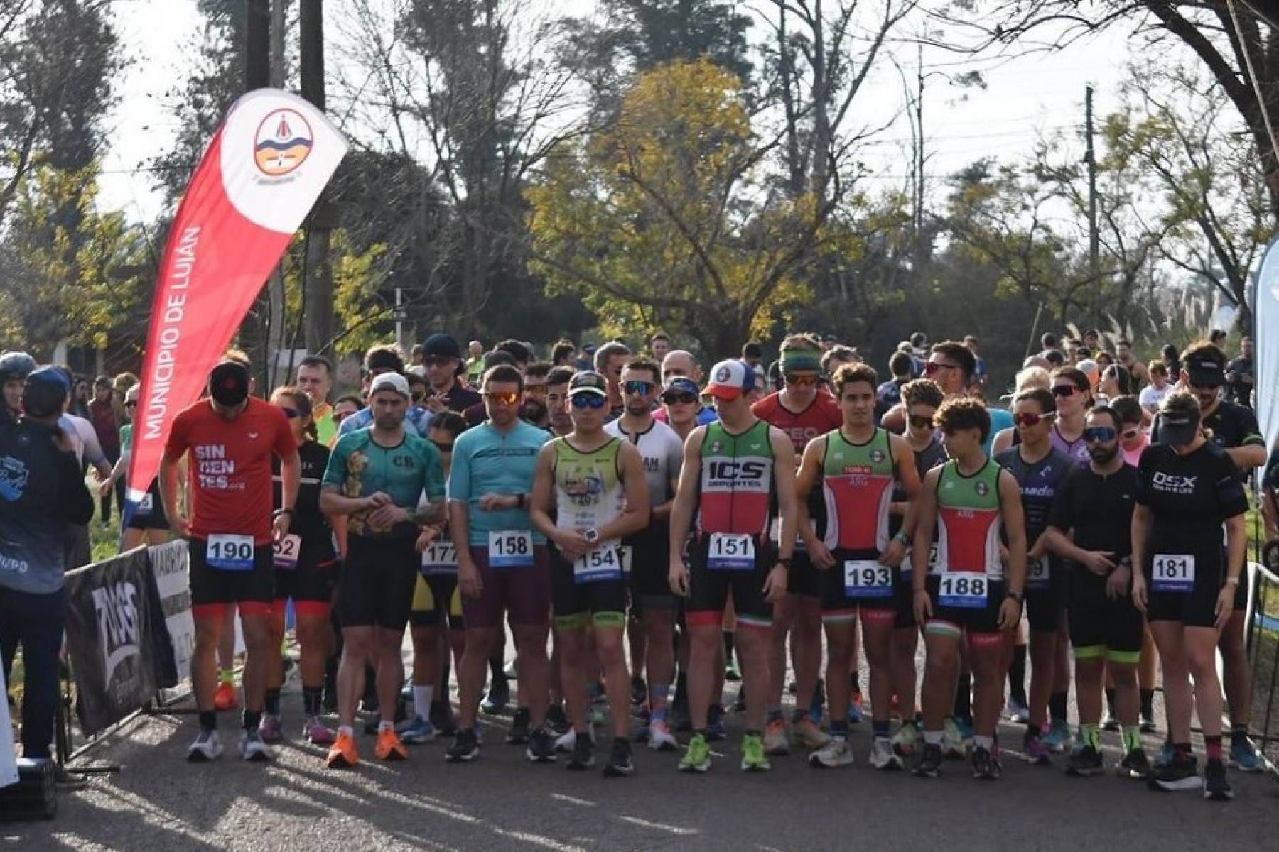 Carrera de la Familia en Carlos Keen 