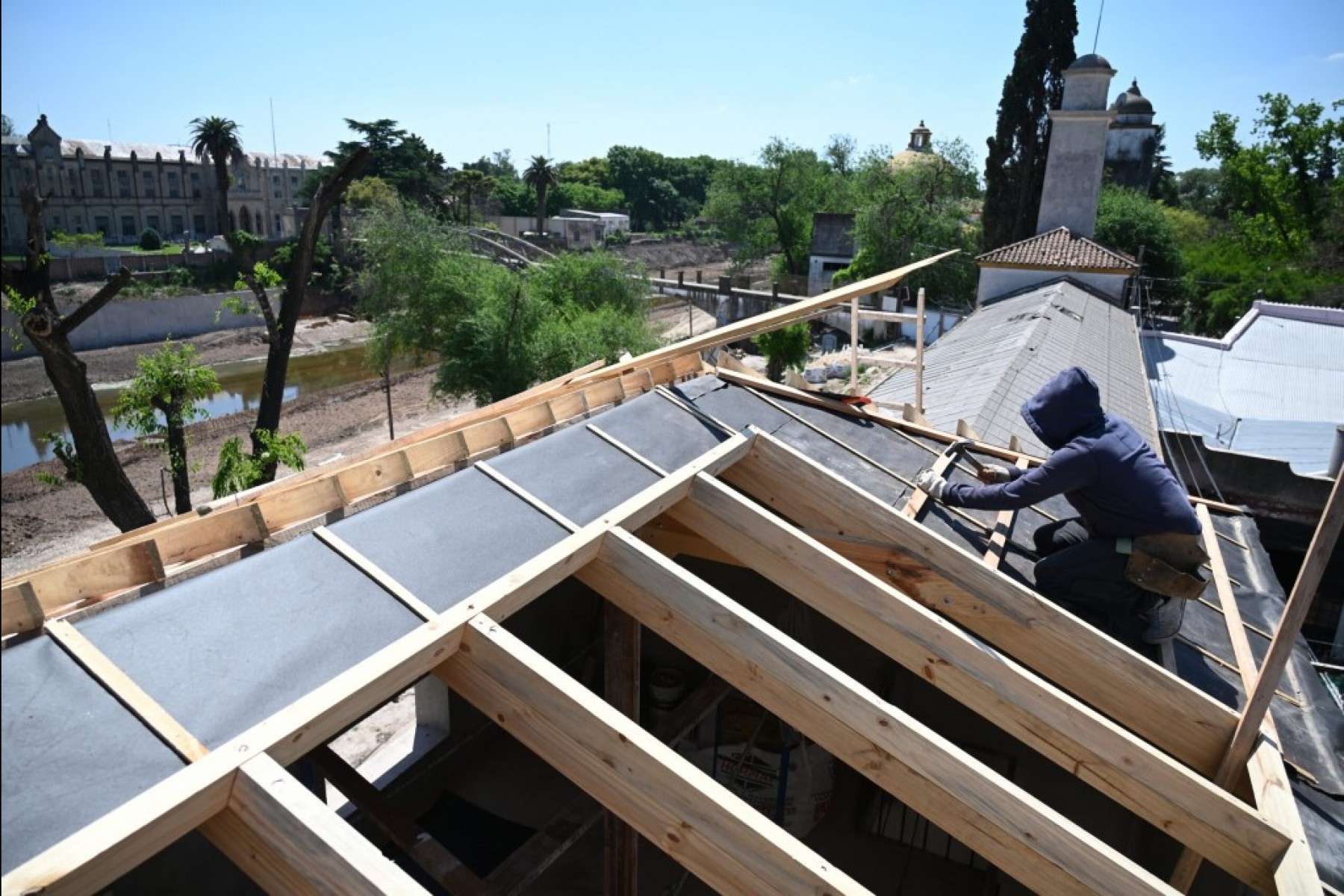 Avanzan las obras de remodelación del Edificio El Colonial