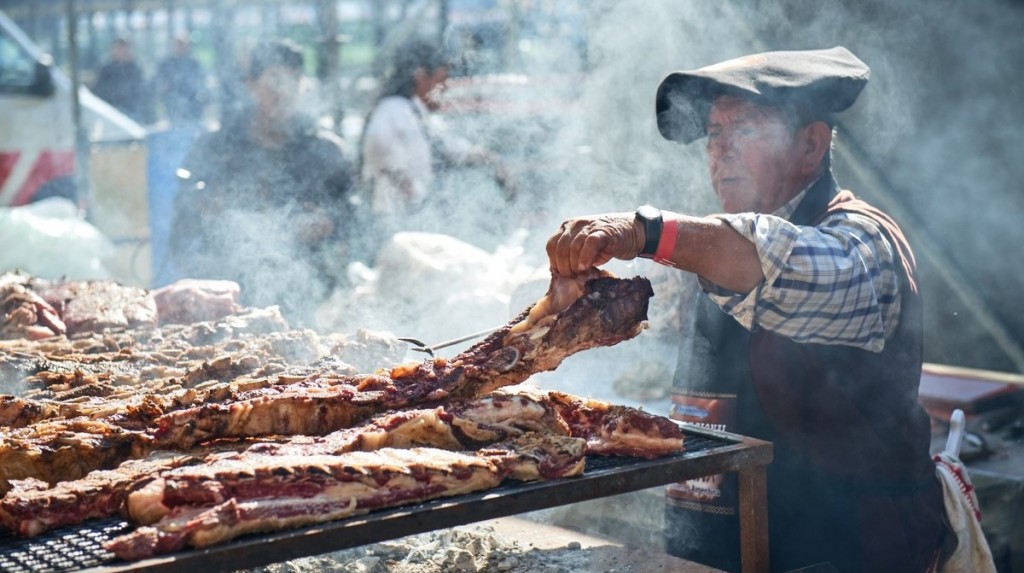 Luján celebrará el Día de la Tradición en la 1° Fiesta del Costillar al Asador