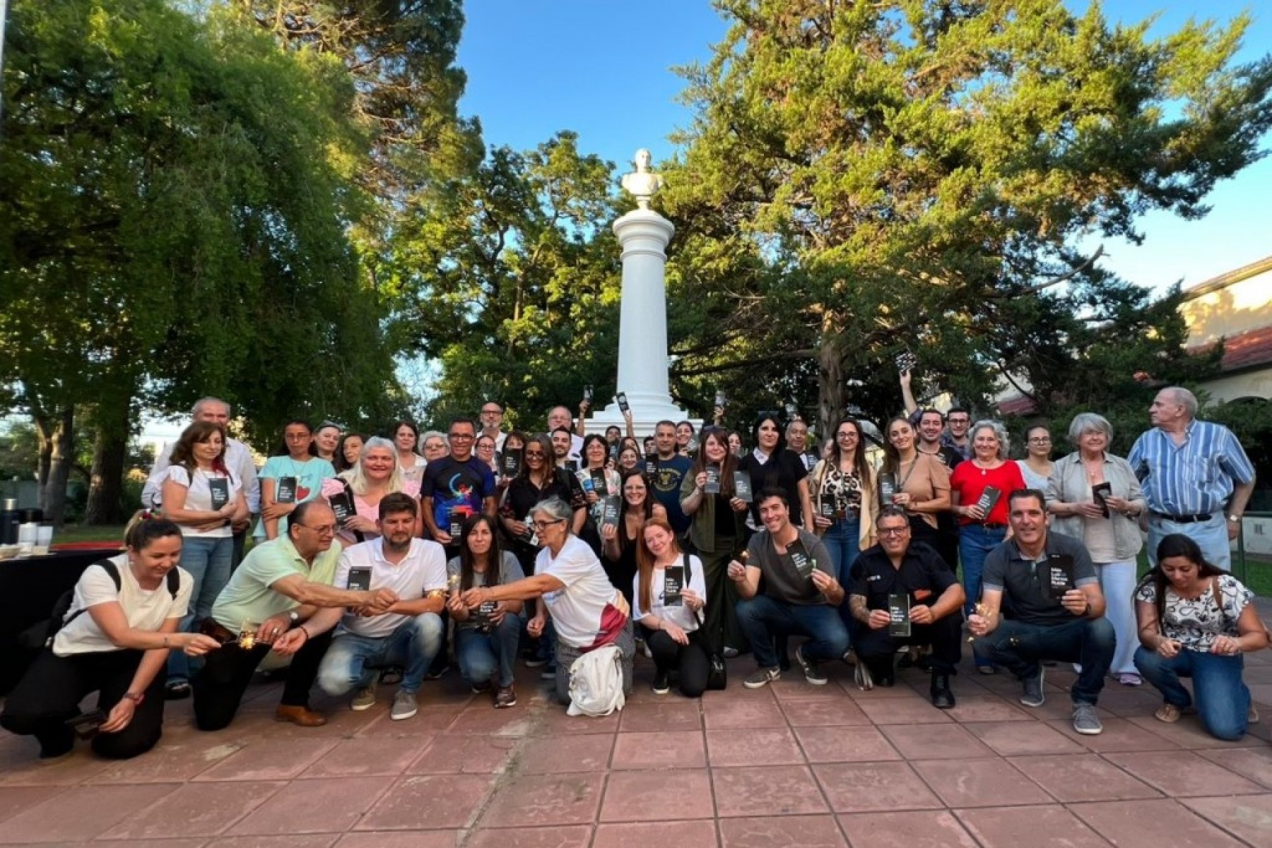 El Municipio presentó la campaña “Más Luces, Menos Ruido”