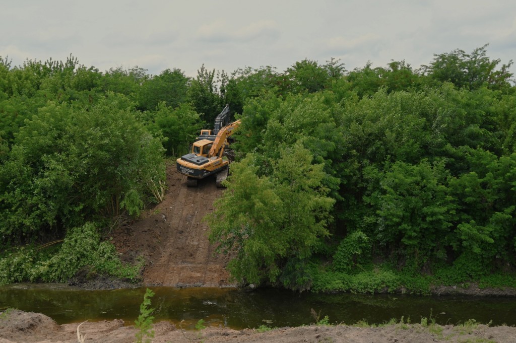Se puso en marcha un nuevo tramo de las obras de readecuación del cauce del río Luján