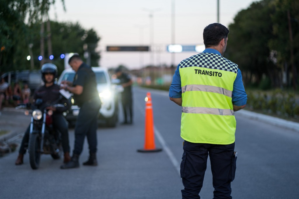 Continúan los operativos de control vehicular